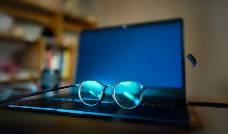 Reduce Eye Strain with laptop image