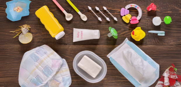 10 Newborn Essentials feature image