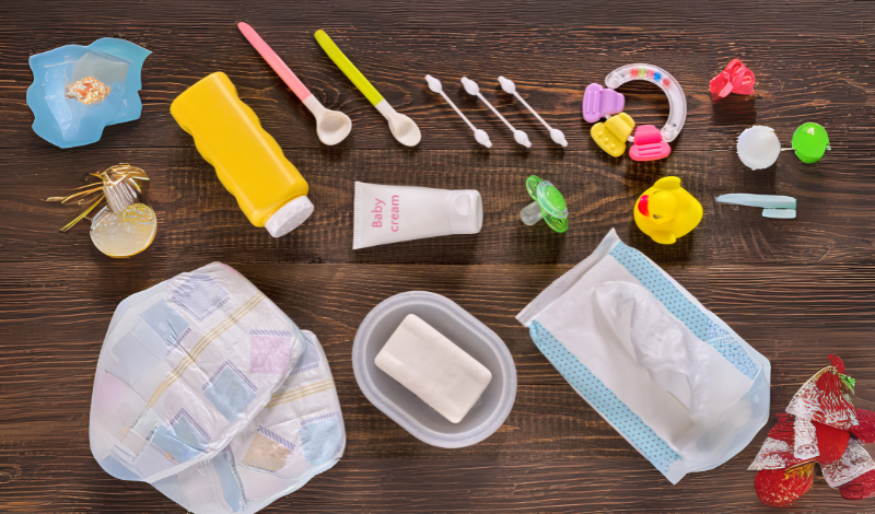 10 Newborn Essentials feature image