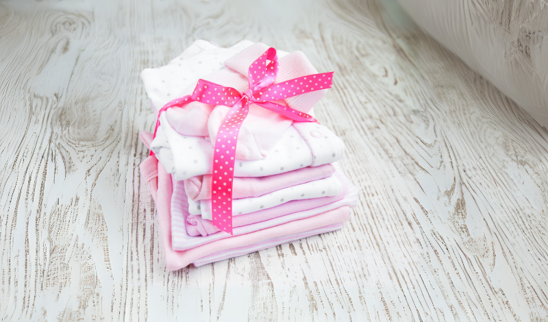 baby clothes image